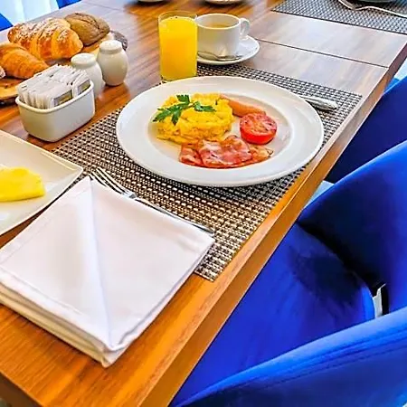 2m Boutique Hotel 3*